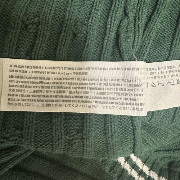 Hollister Women Cable Knit Sweater Size- S - Picture 8 of 9